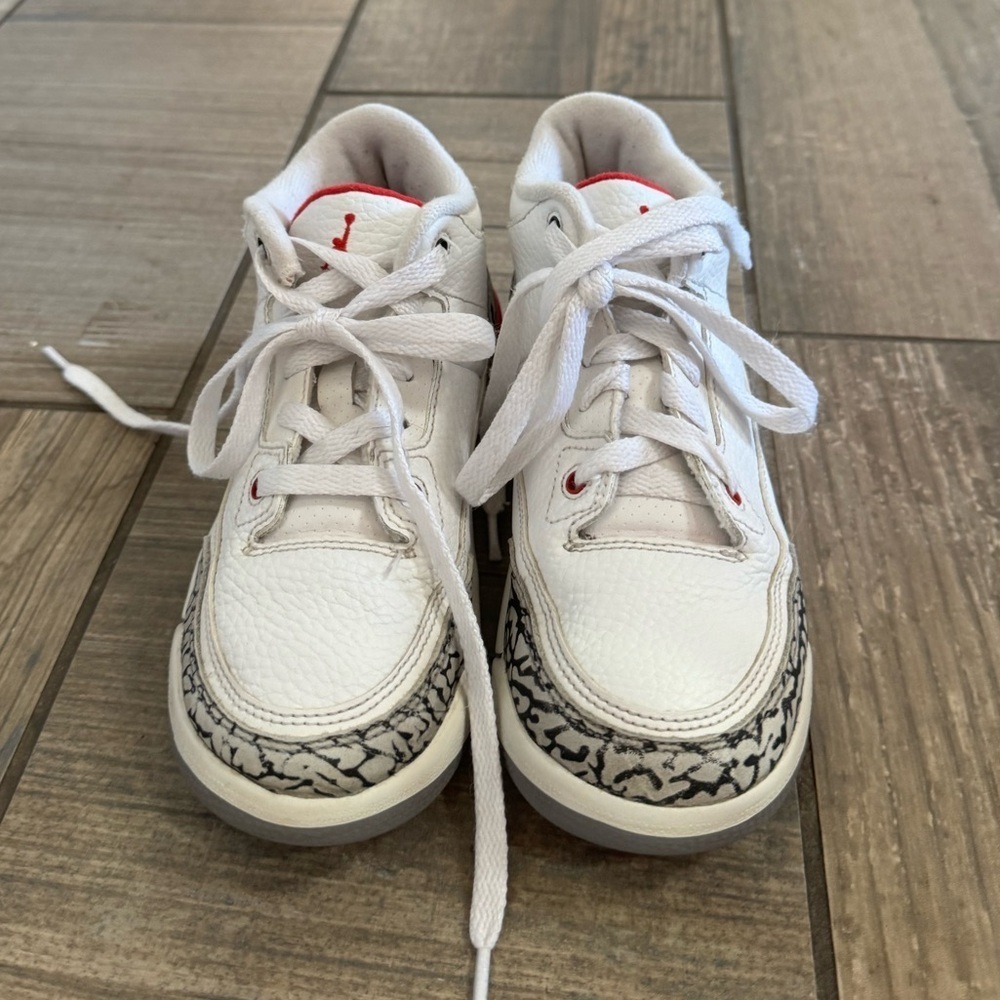 Air Jordan 3 Retro PS 'Cardinal Red' size 1.5Y - Picture 3 of 10